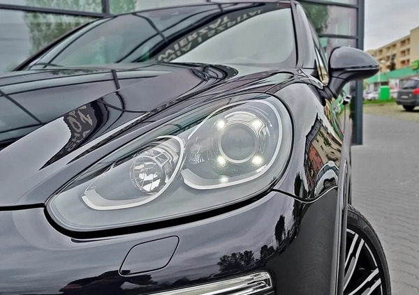 Porsche Cayenne cena 159900 przebieg: 130000, rok produkcji 2017 z Lubień Kujawski małe 781